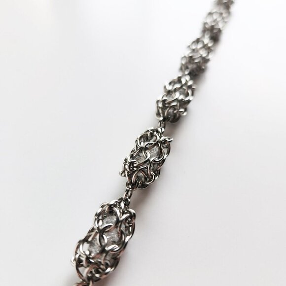 Elegant antique style chainmaille caged beads chunky silver bracelet - Picture 8 of 9